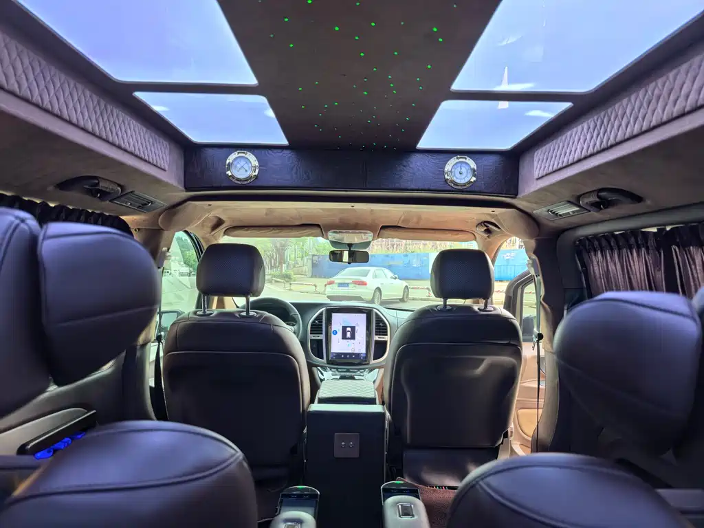 Mercedes-Benz Vito 2020 — фото 10