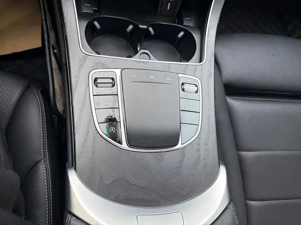 Mercedes-Benz C-Class 2020 — фото 14