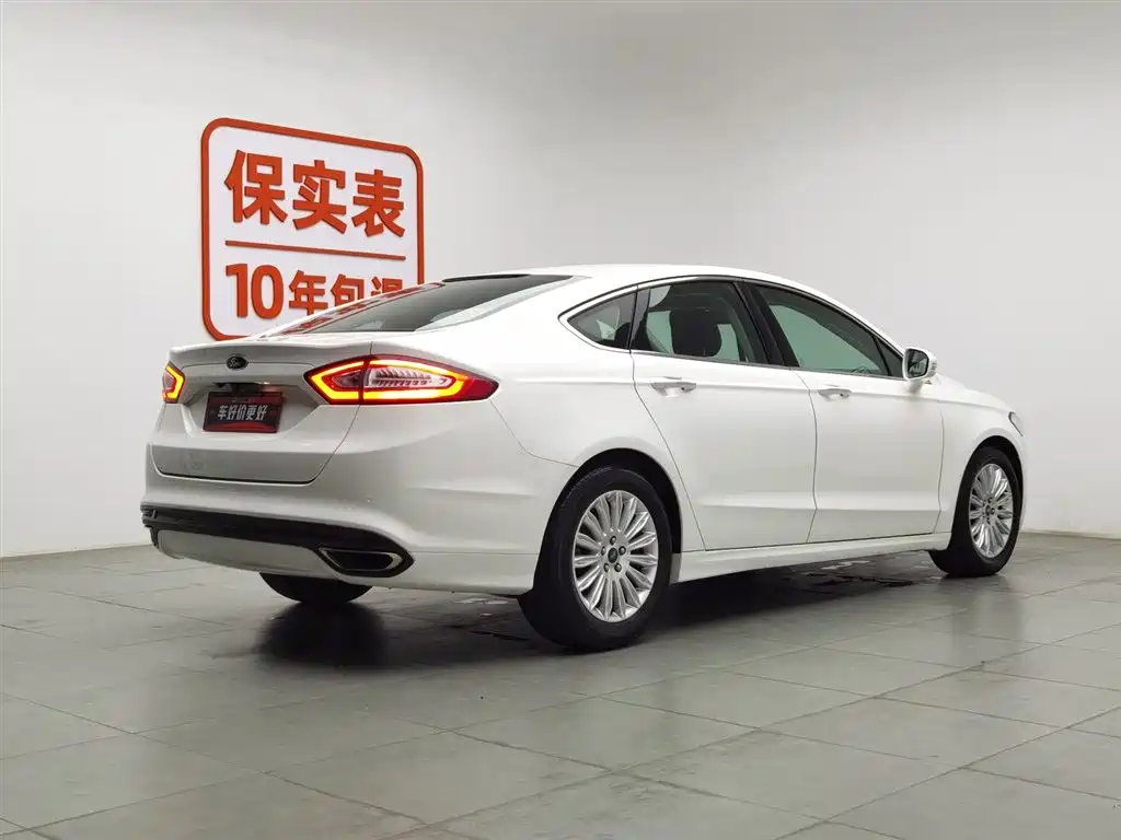 Ford Mondeo 2014 — фото 2