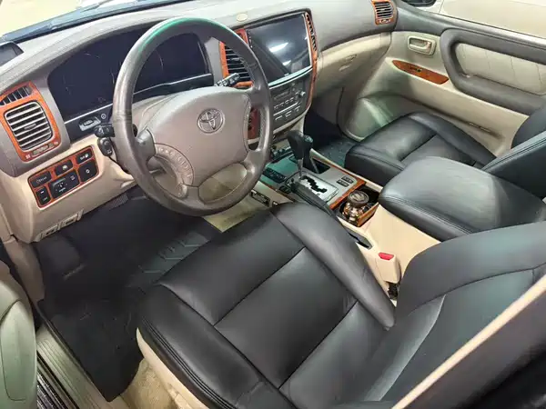 Toyota Land Cruiser 2005