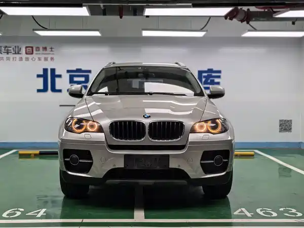 BMW X6 2011