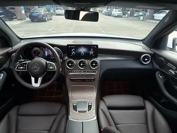 Mercedes-Benz GLC 2022