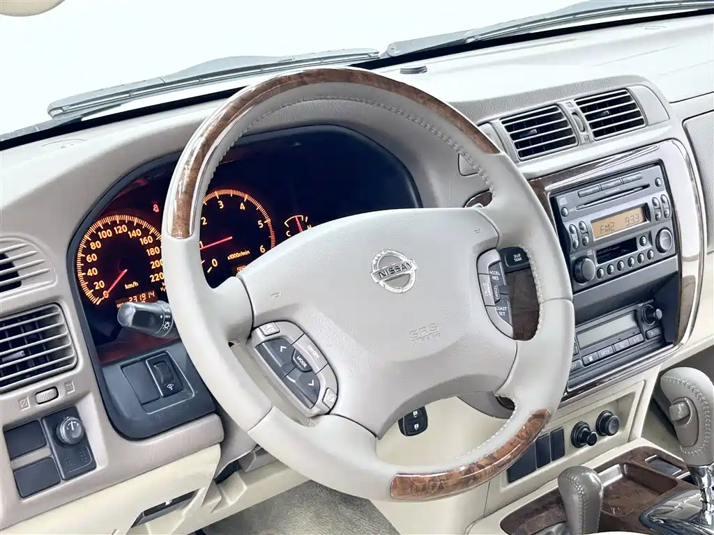 Nissan Patrol 2004 — фото 14