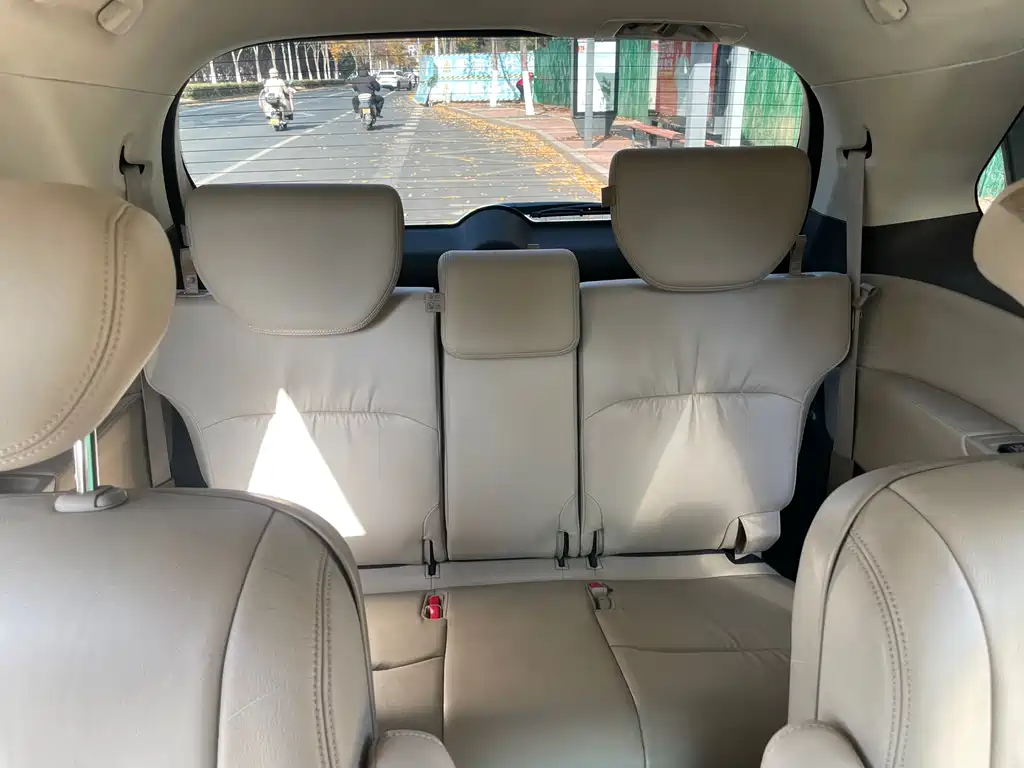 Honda Odyssey 2017 — фото 11
