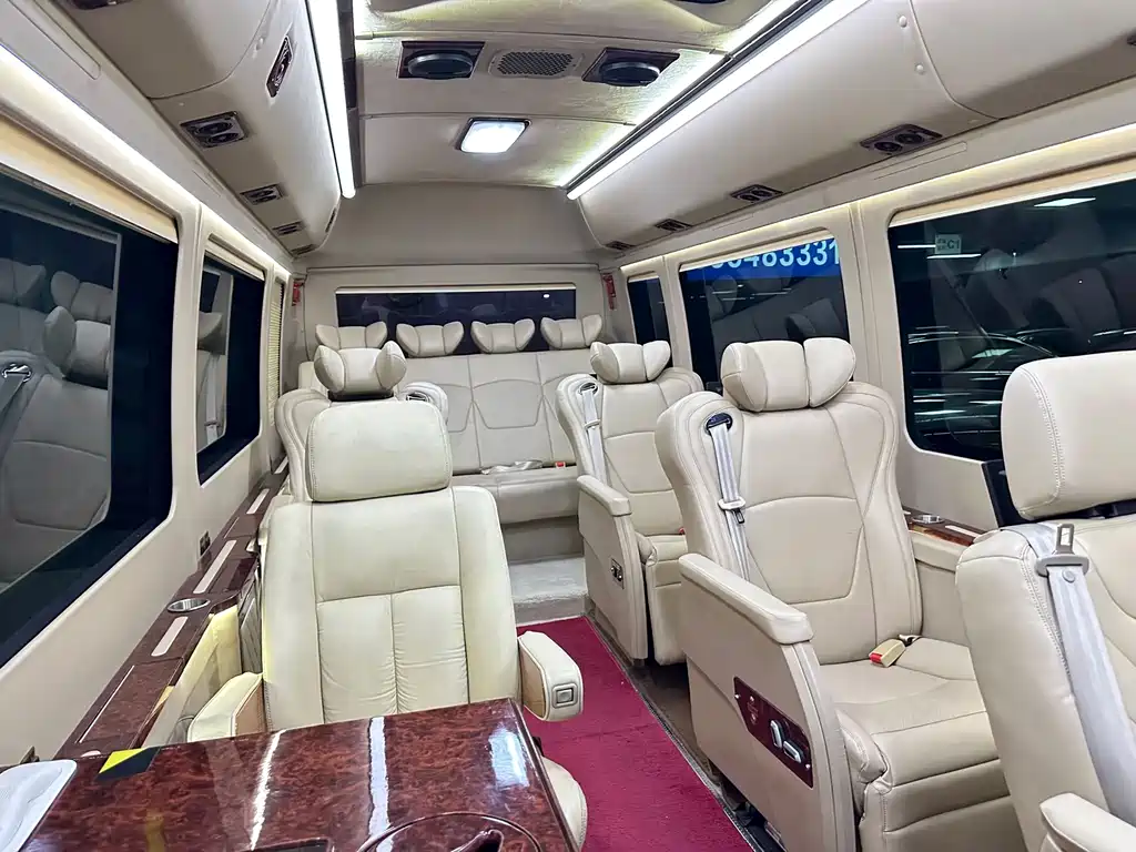 Toyota Coaster 2017 — фото 9