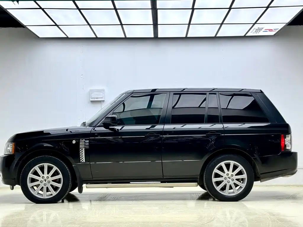 Land Rover Range Rover 2010 — фото 4