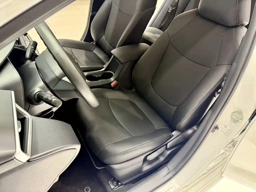 Toyota Corolla 2022 — фото 10