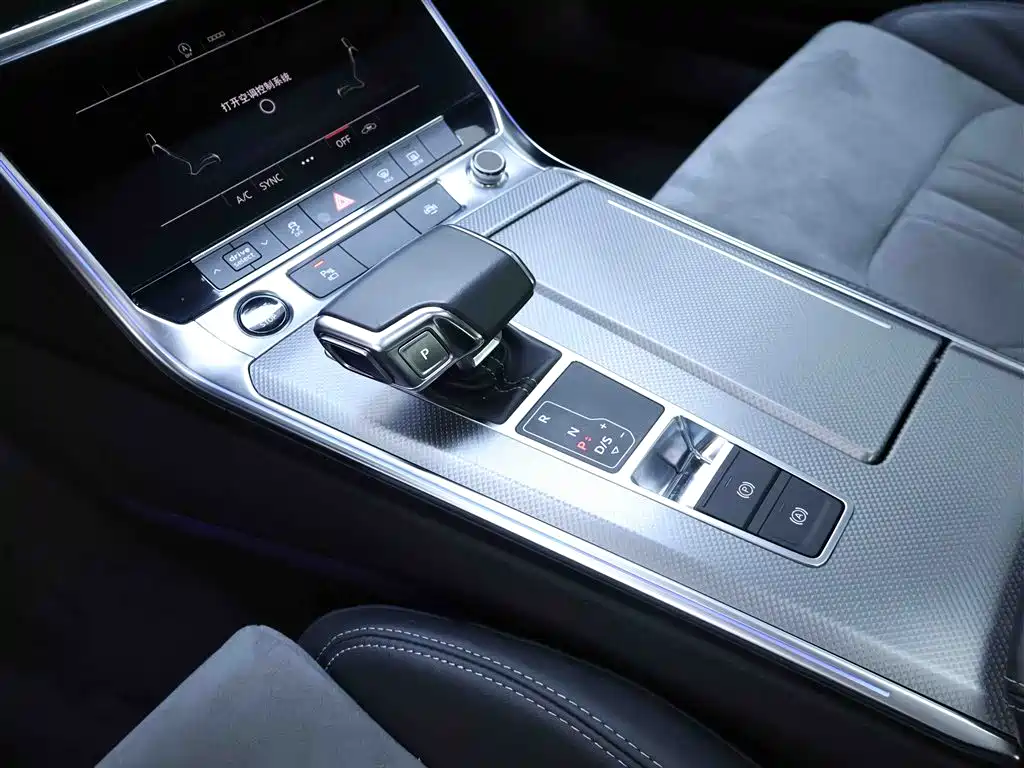 Audi A6L 2021 — фото 12