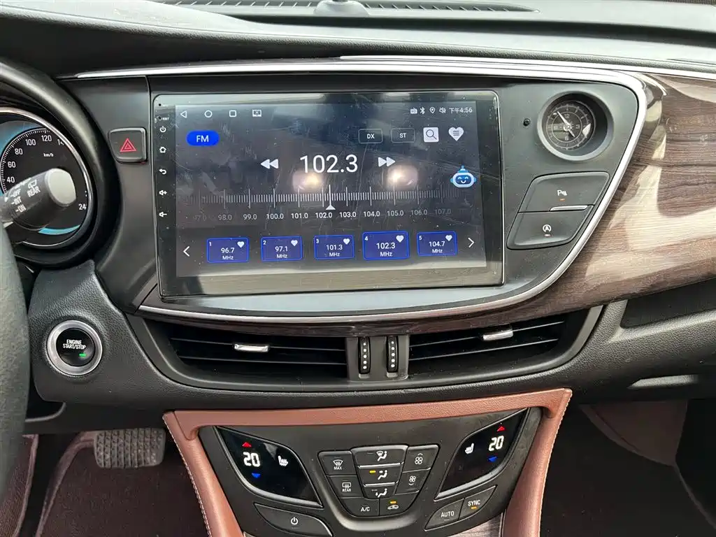 Buick Envision Plus 2017 — фото 12