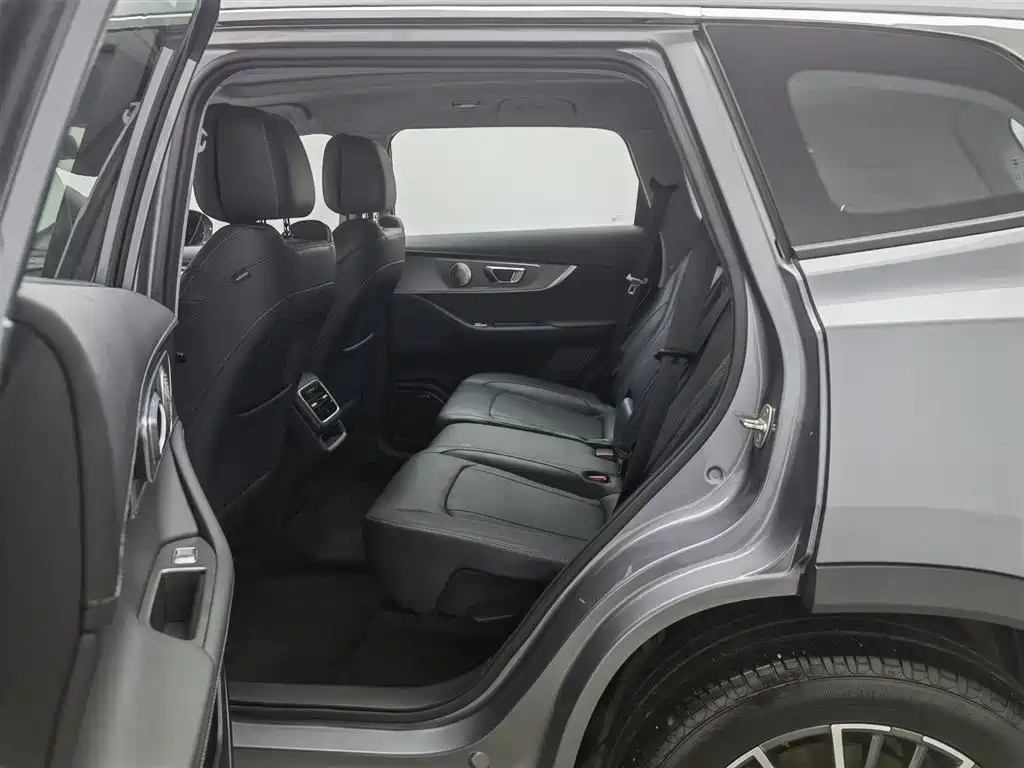 Chery Tiggo 8 PRO 2025 — фото 15