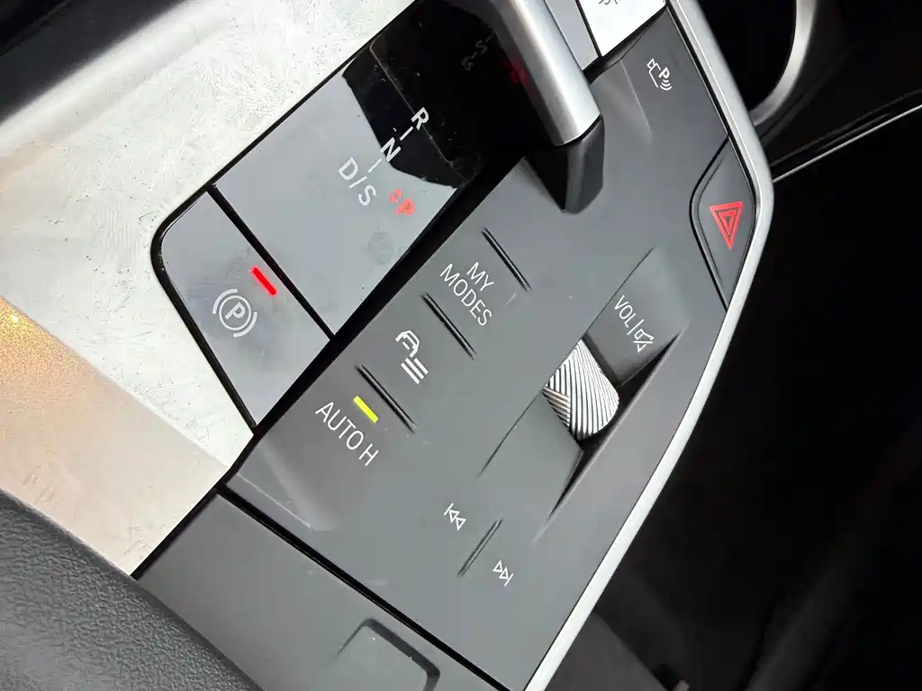 BMW X2 2024 — фото 13