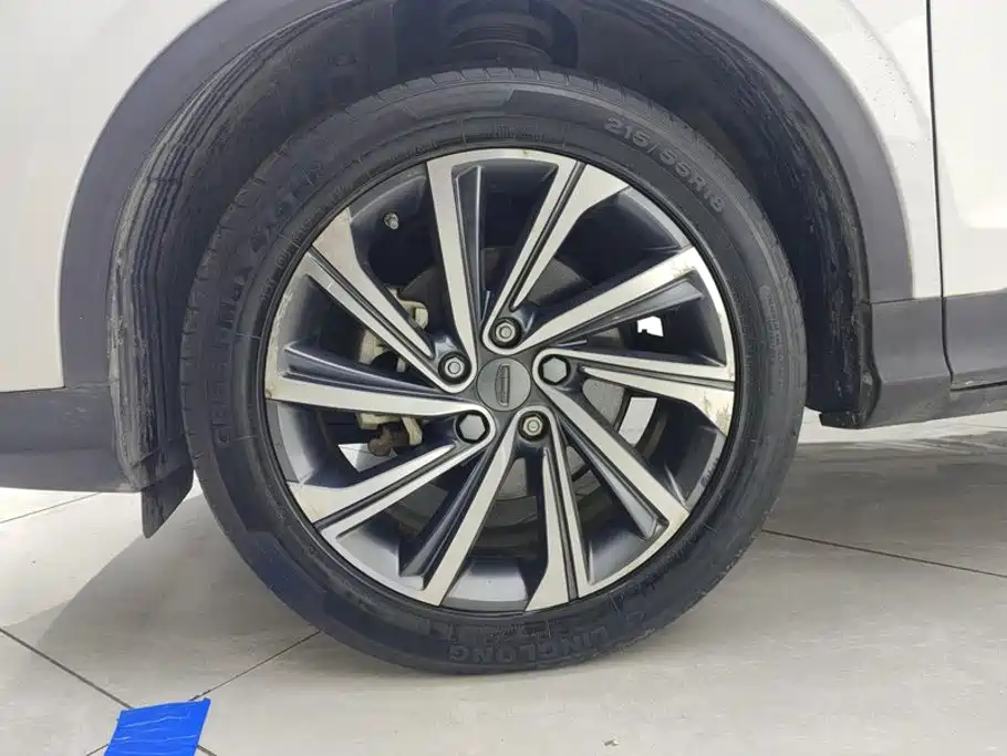 Geely Binyue 2019