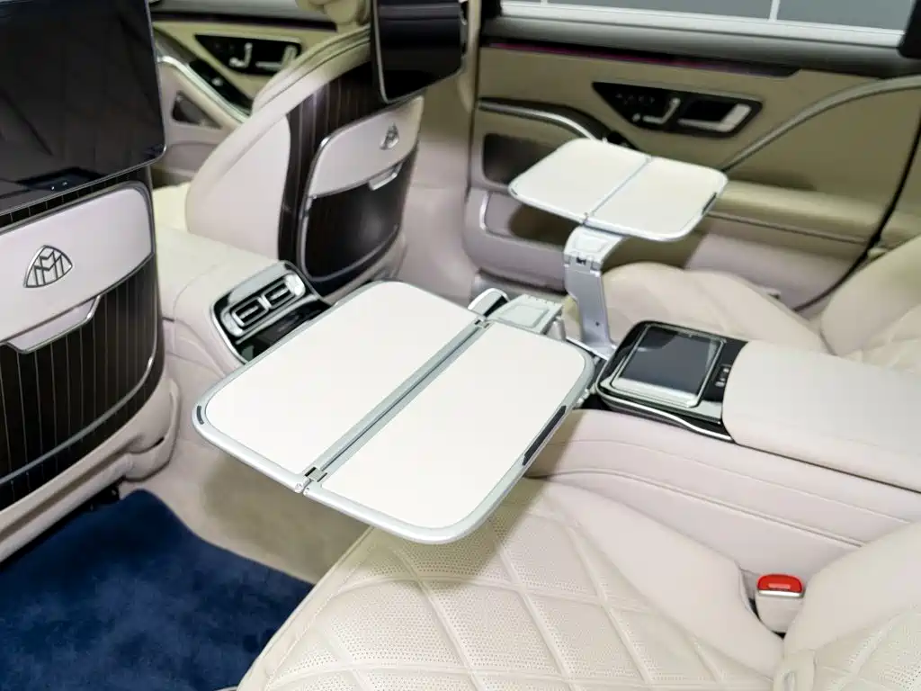 Mercedes-Benz Maybach S-Class 2023 — фото 18