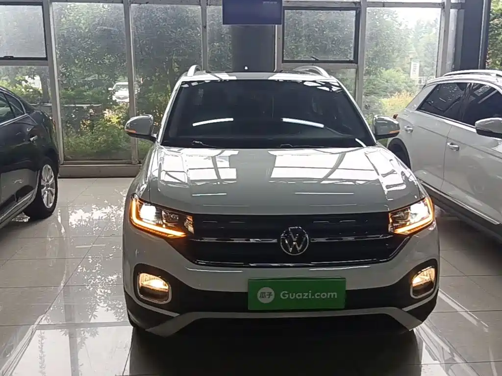 Volkswagen Explore The Shadows 2021