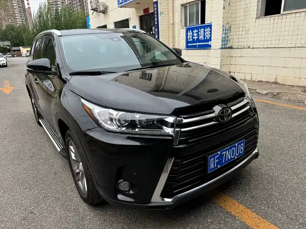 Toyota Highlander 2022