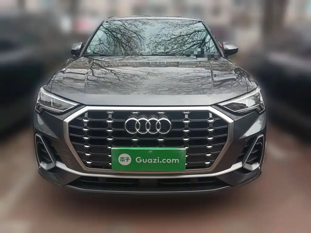 Audi Q3 2021 — фото 24