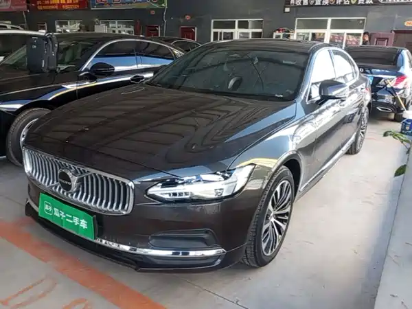 Volvo S90 2024