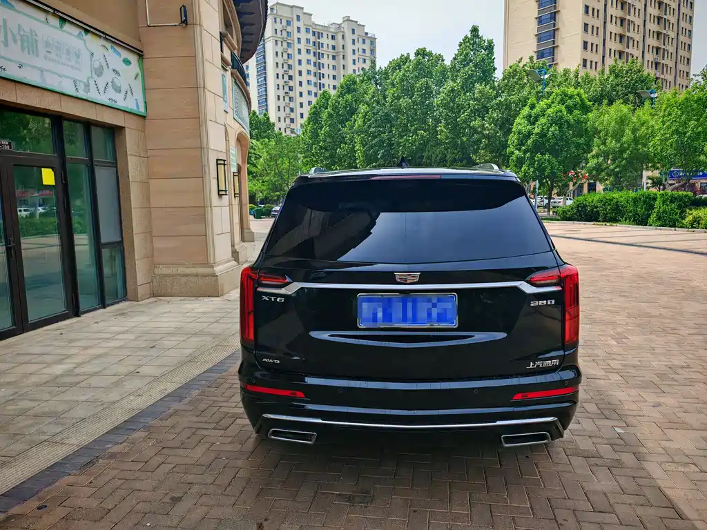 Cadillac XT6 2022 — фото 23