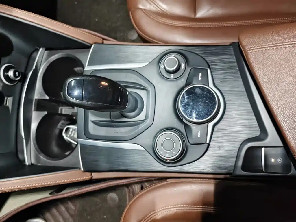 Alfa Romeo Stelvio 2019