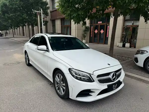 Mercedes-Benz C-Class 2019