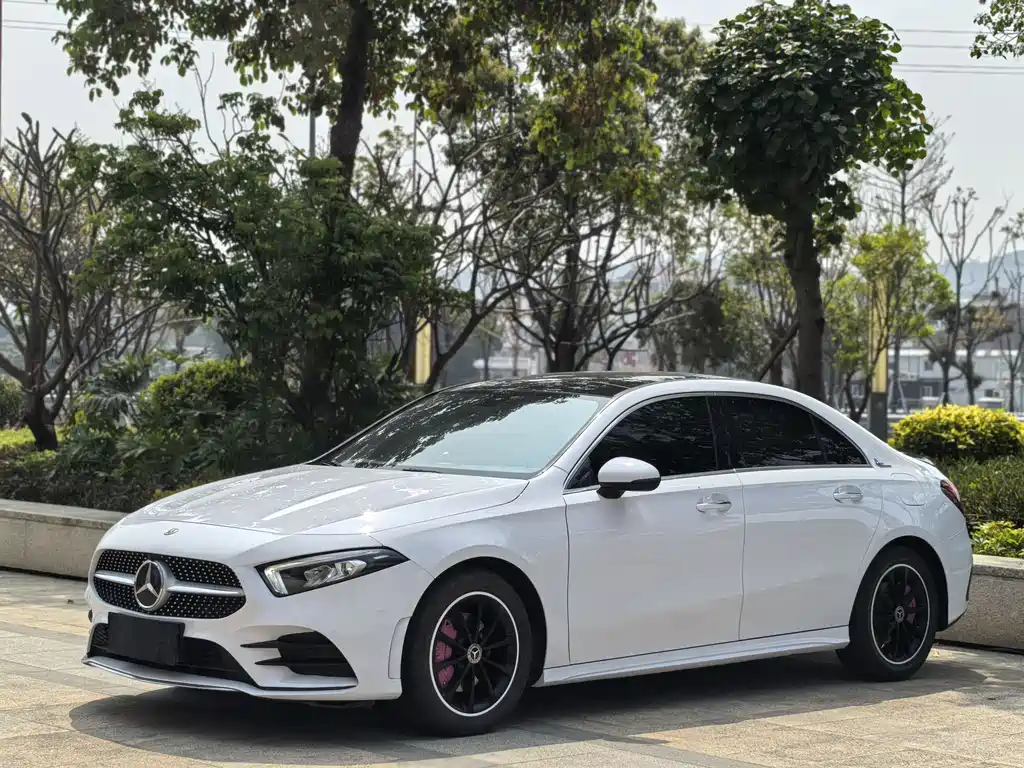 Mercedes-Benz A-Class 2021 — фото 1
