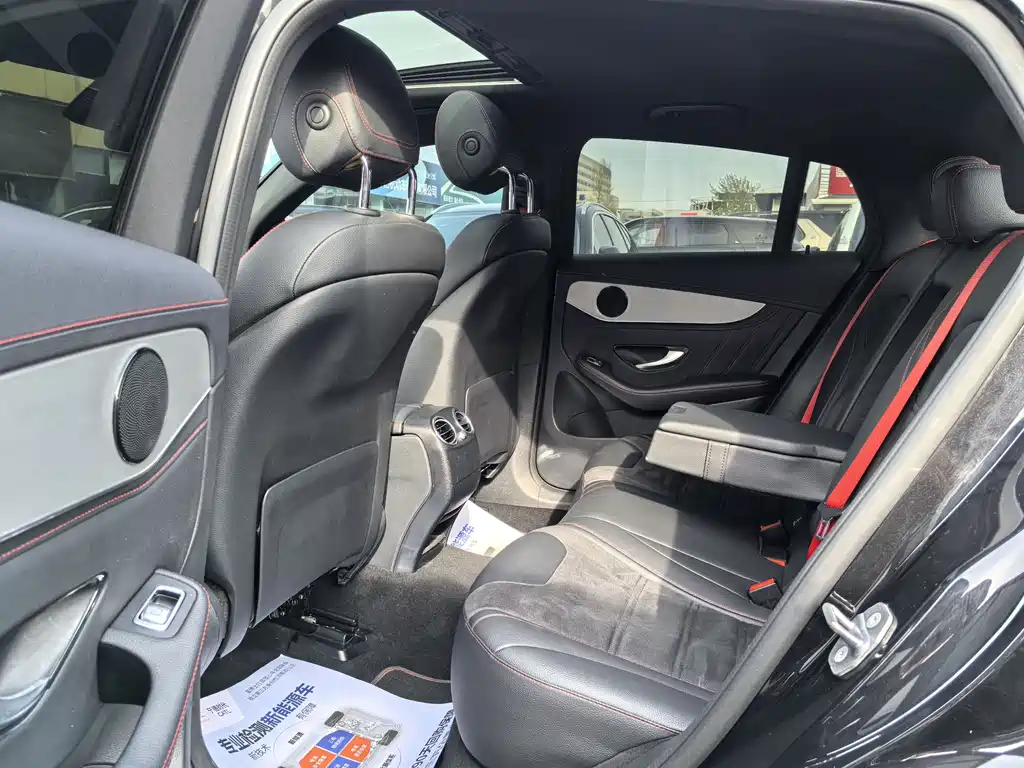 Mercedes-Benz GLC Coupe AMG 2019 — фото 14
