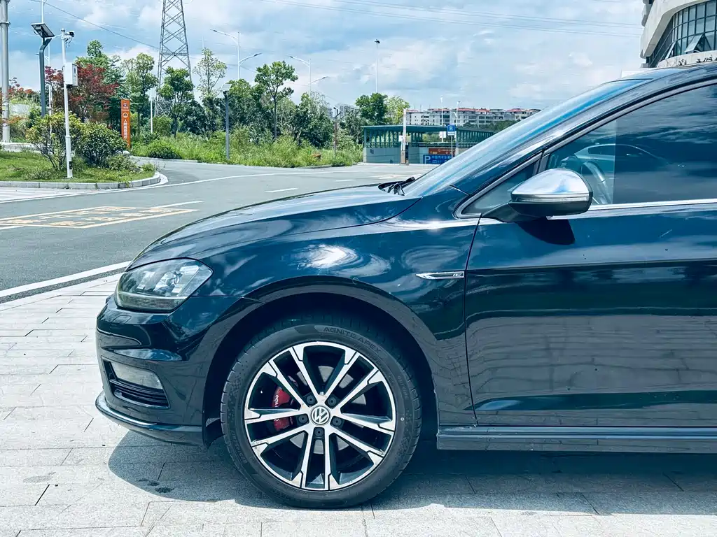 Volkswagen Golf 2016