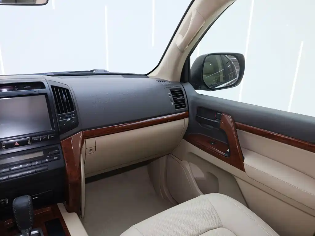 Toyota Land Cruiser 2015 — фото 20