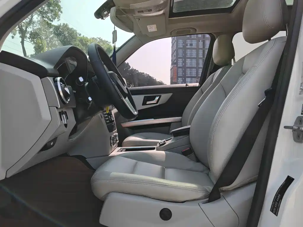 Mercedes-Benz GLK-Class 2016 — фото 13
