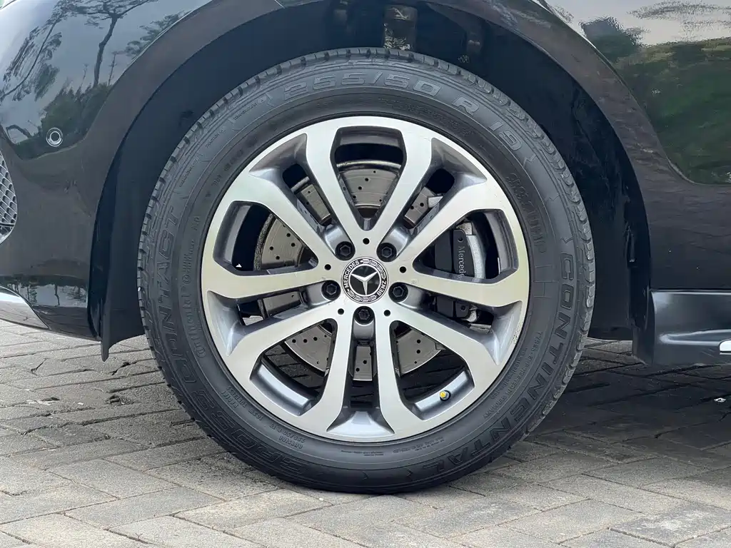 Mercedes-Benz GLE 2018 — фото 17