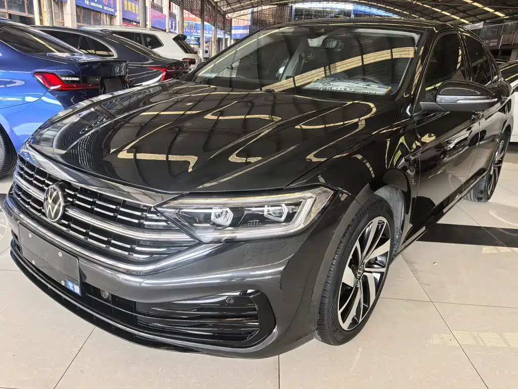 Volkswagen Sagitar 2023