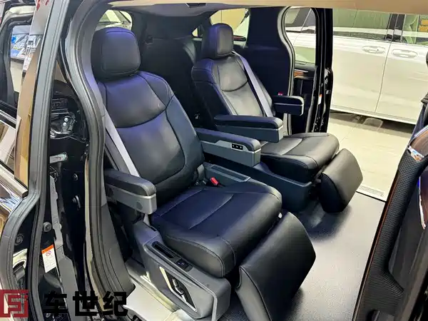 Toyota Granvia 2026