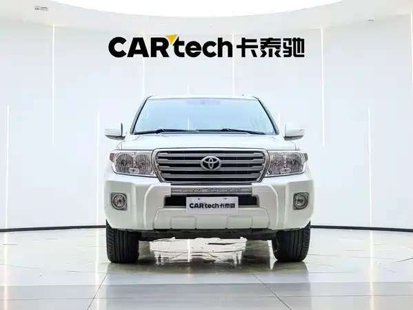 Toyota Land Cruiser 2015
