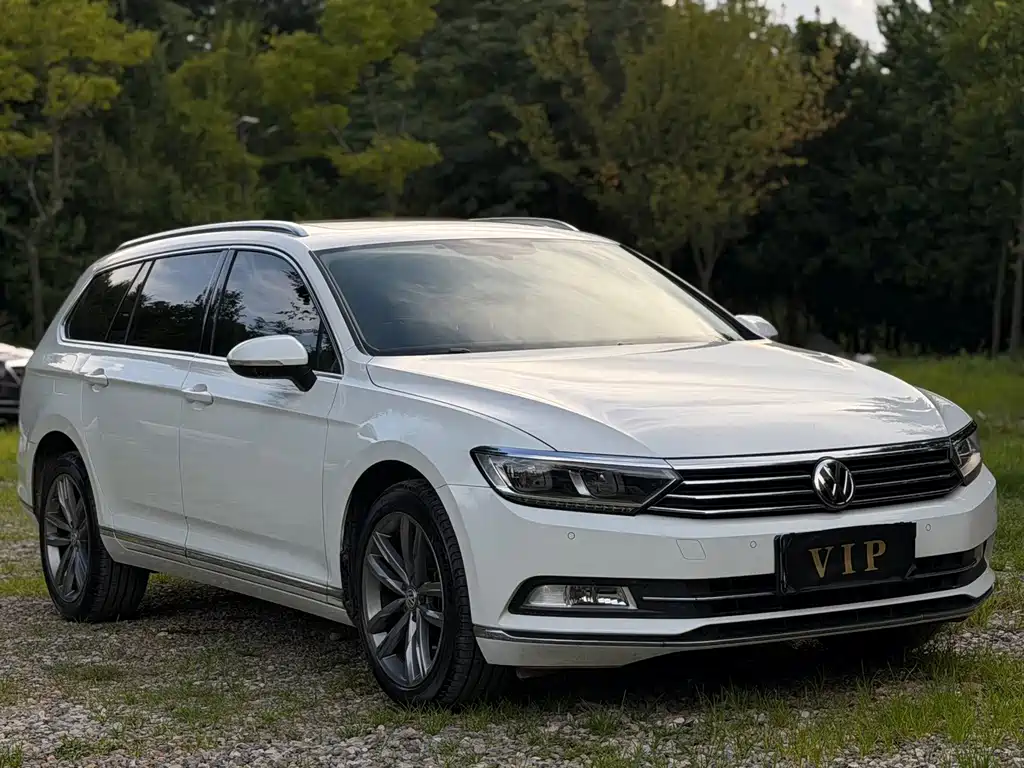 Volkswagen Viloran 2017 — фото 10