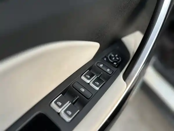 Geely Boyue 2022