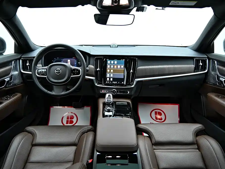 Volvo S90 PHEV 2024 — фото 14