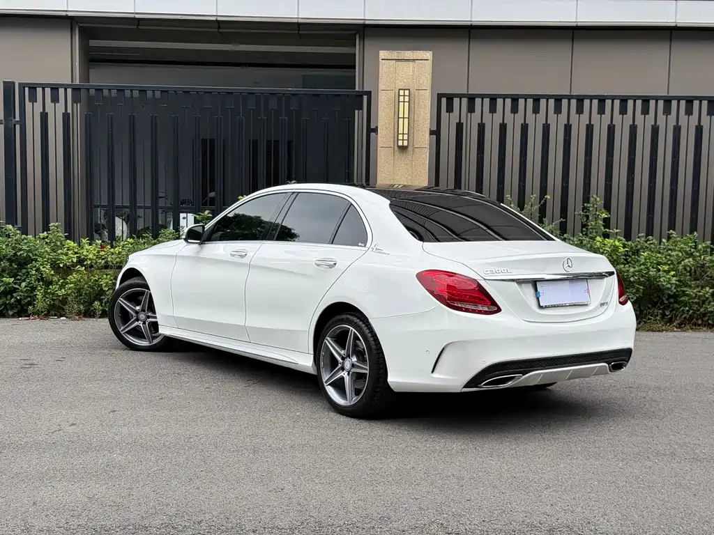 Mercedes-Benz C-Class 2018