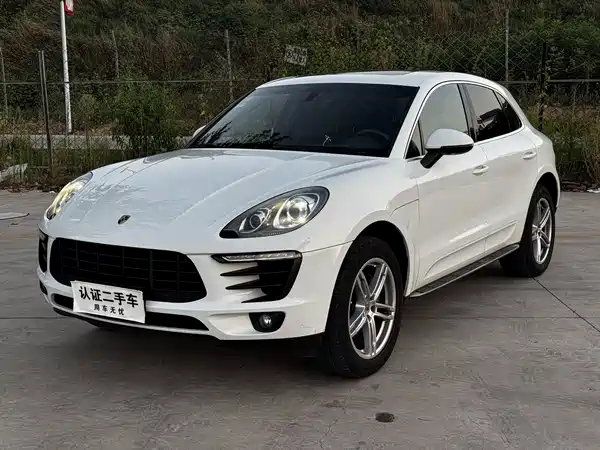 Porsche Macan 2015