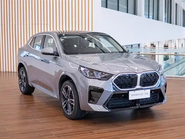 BMW X2 2025