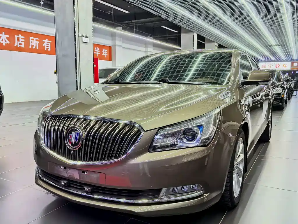Buick LaCrosse 2015 — фото 1