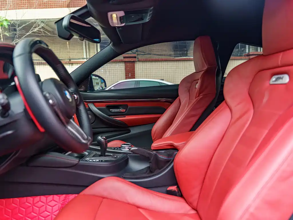 BMW M4 2015 — фото 16