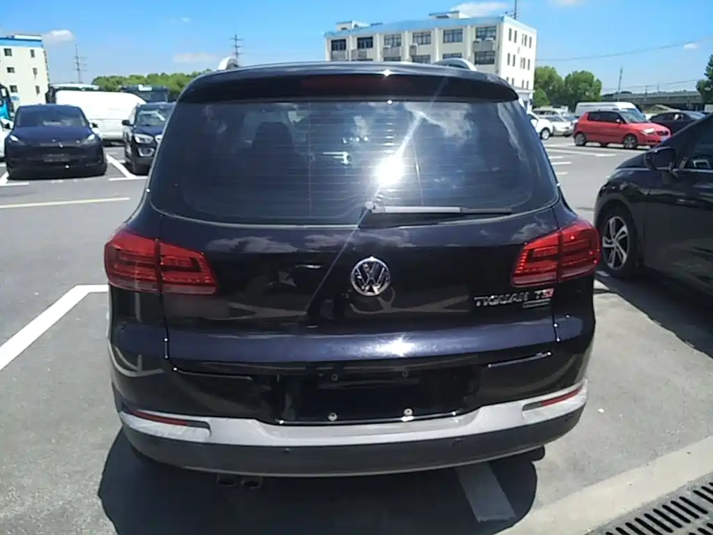 Volkswagen Tiguan 2015 — фото 6