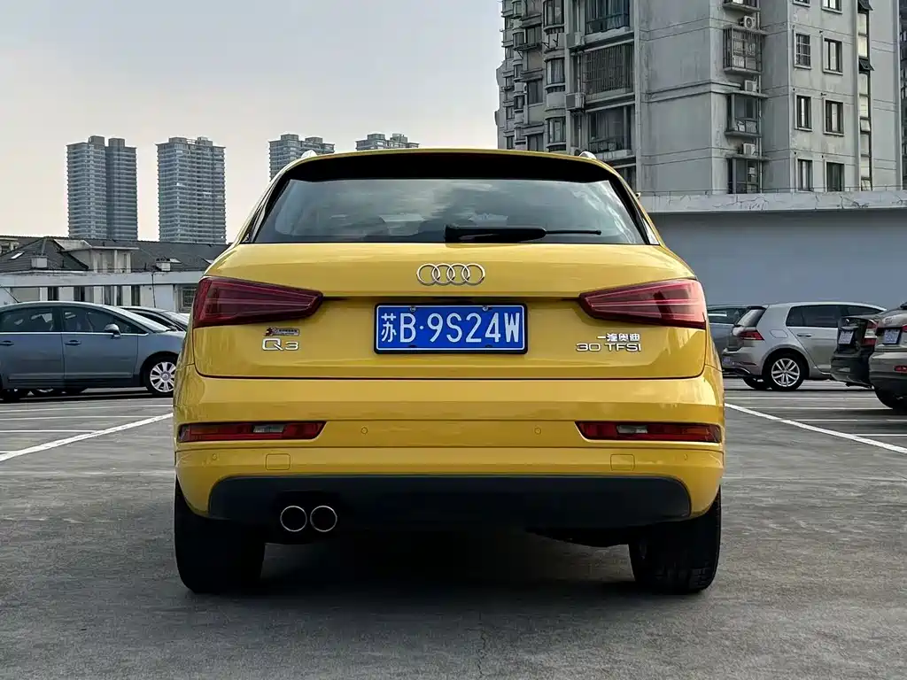 Audi Q3 2016 — фото 9