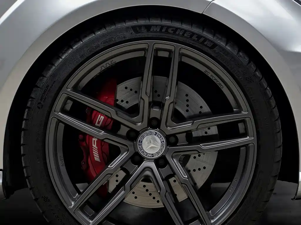 Mercedes-Benz CLS AMG 2013 — фото 6