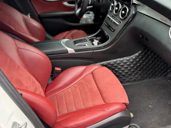 Mercedes-Benz C-Class 2019