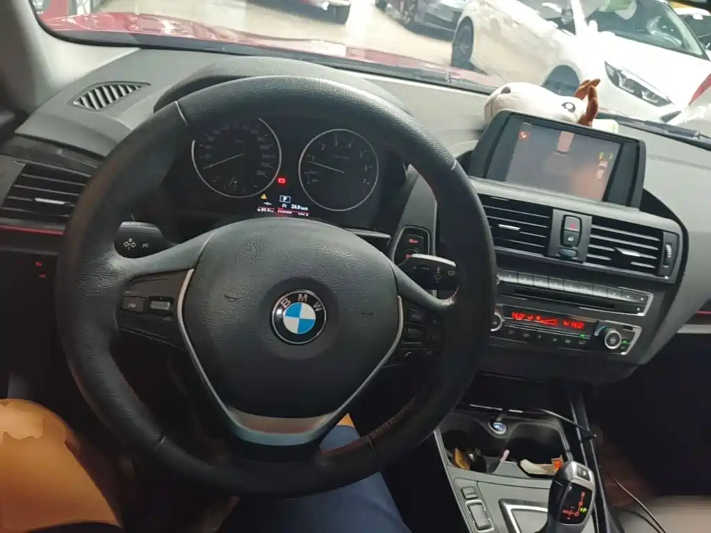 BMW 1 Series 2014 — фото 10