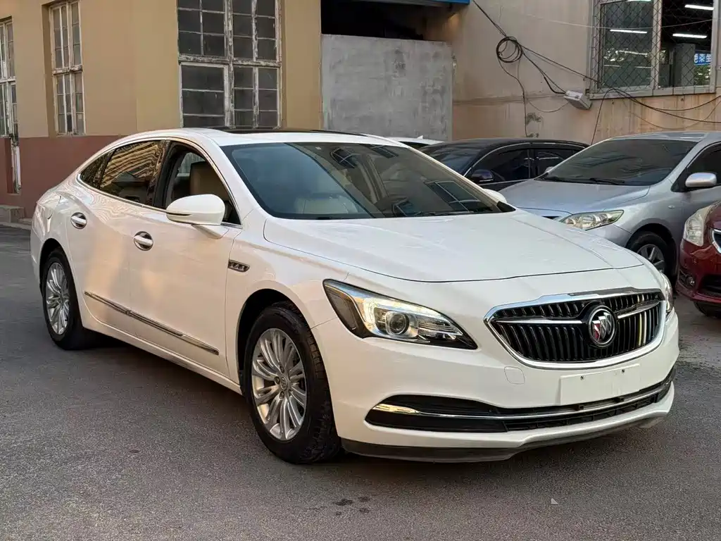Buick LaCrosse 2017 — фото 3