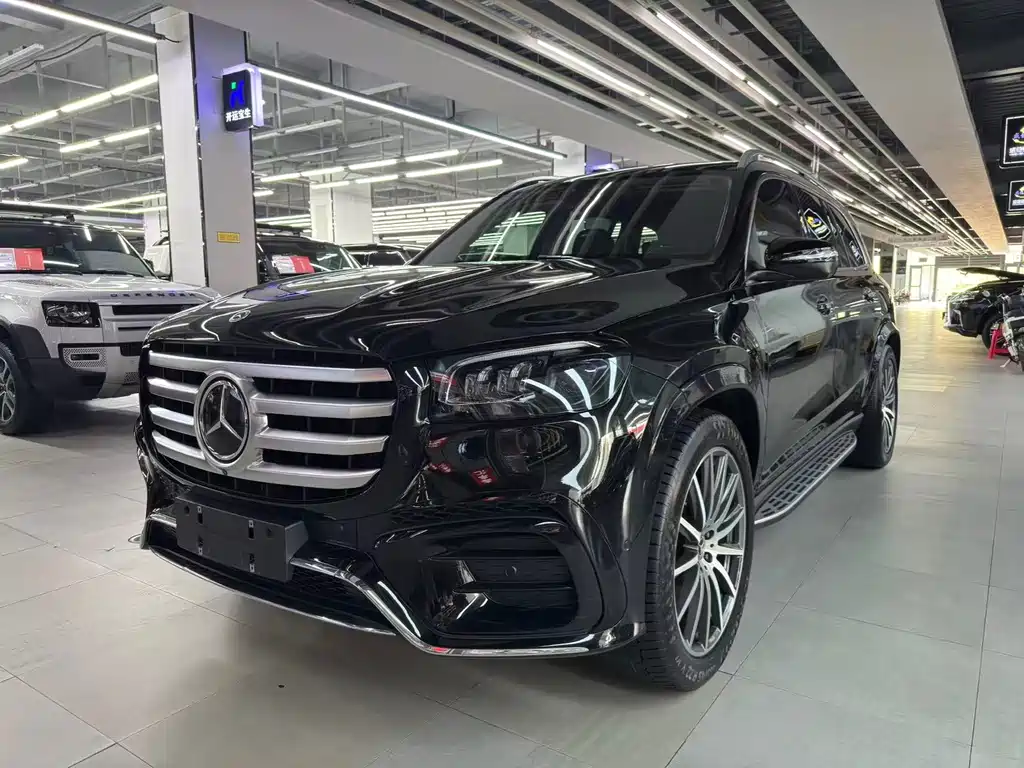 Mercedes-Benz GLS 2024 — фото 1