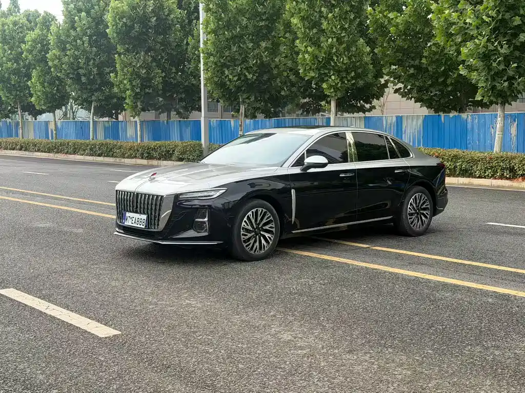 Hongqi H5 2025