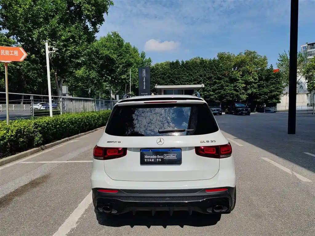Mercedes-Benz GLB AMG 2022 — фото 15